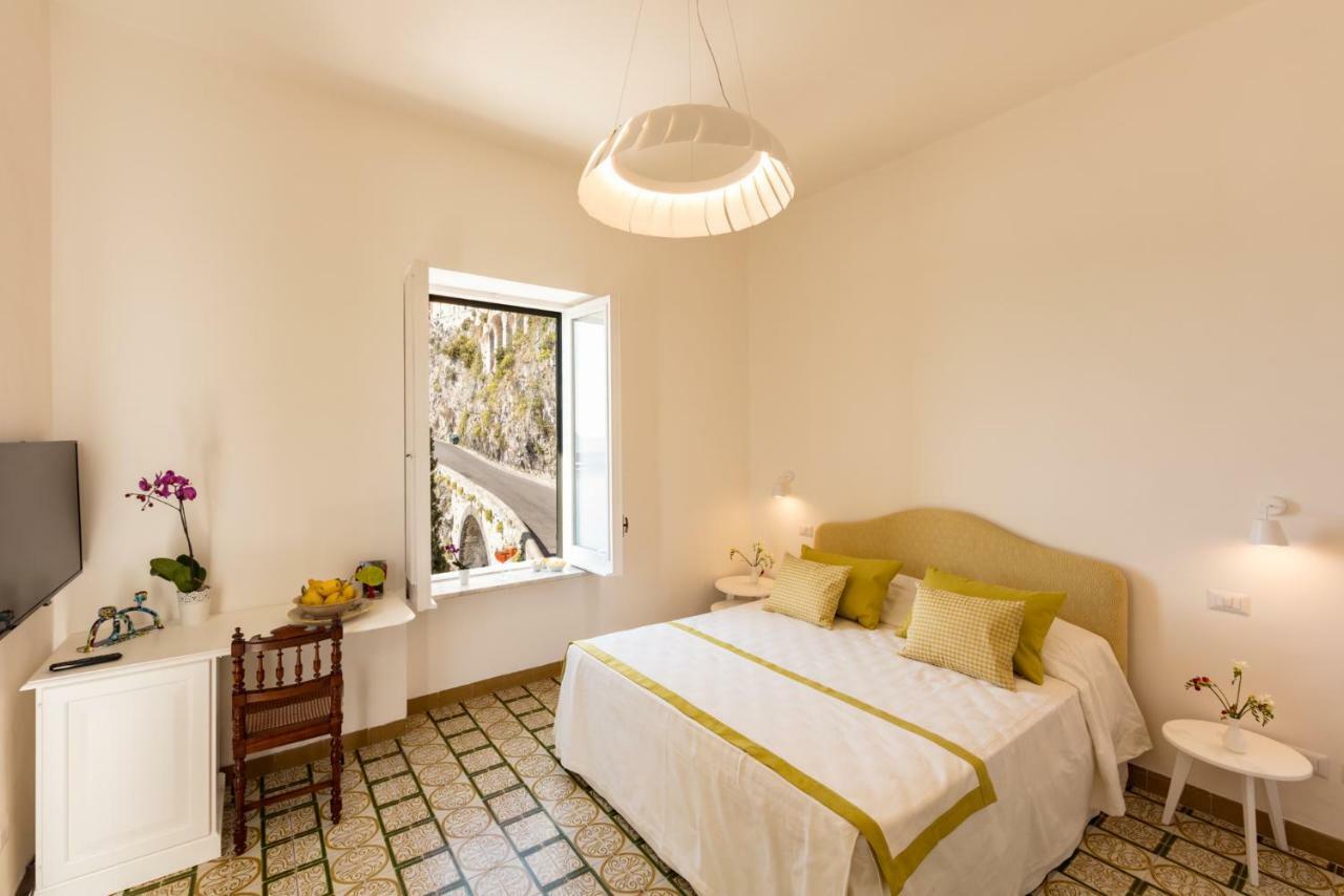 Dimore De Luca- Sea View Amalfi Exterior foto